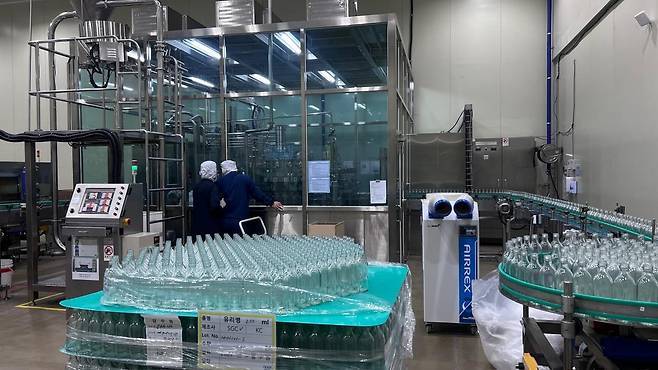 생산 중인 '인천 앞바다 첫 사이다' [컨템플레이티브 제공. 재판매 및 DB 금지]