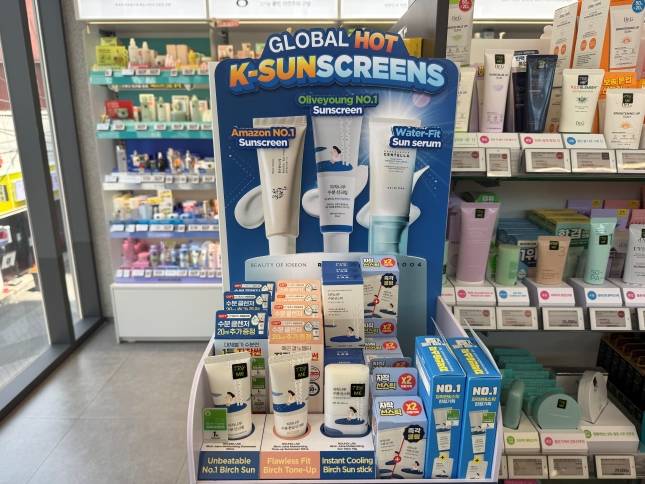 올리브영 자외선 차단제 코너./사진=윤서영 기자 sy@