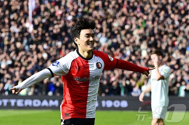 페예노르트 황인범 ⓒ AFP=뉴스1