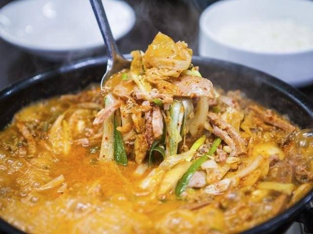 58_20250504_102417_556.jpg 송탄식 부대찌개 vs 의정부식 부대찌개