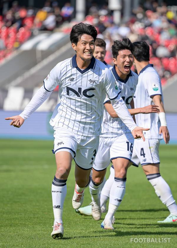 김민규(왼쪽), 변경준(오른쪽, 서울 이랜드). 서형권 기자