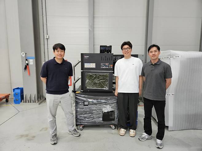 왼쪽부터 안승준 인스텍 CTO, 임승환 이사, 심철용 이사.  인스텍