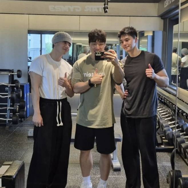 최한진 소셜 계정 캡처