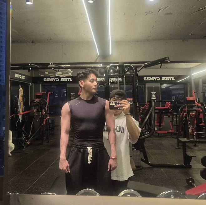 최한진 소셜 계정 캡처