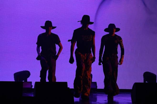 준민·유준·헌터 유닛은 '링-어-롱'을 커버했다. KQ엔터테인먼트 제공