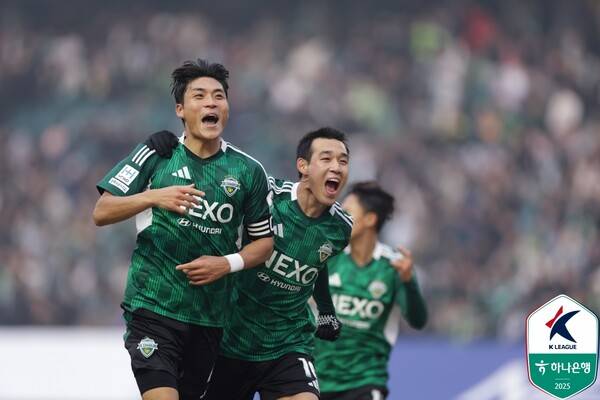 ▲ 송민규는 올 시즌 FC서울전에서 리그 첫 골을 넣었다. 아시아 축구연맹 챔피언스리그2(ACL2)에서 넣기는 했지만, 리그 골이 더 절실했다. ⓒ한국프로축구연맹