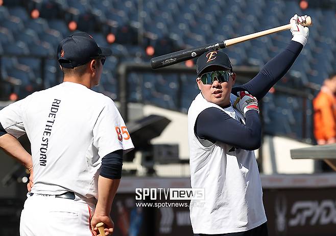 ▲ 1번 타자로 출전하는 안치홍 ⓒ곽혜미 기자