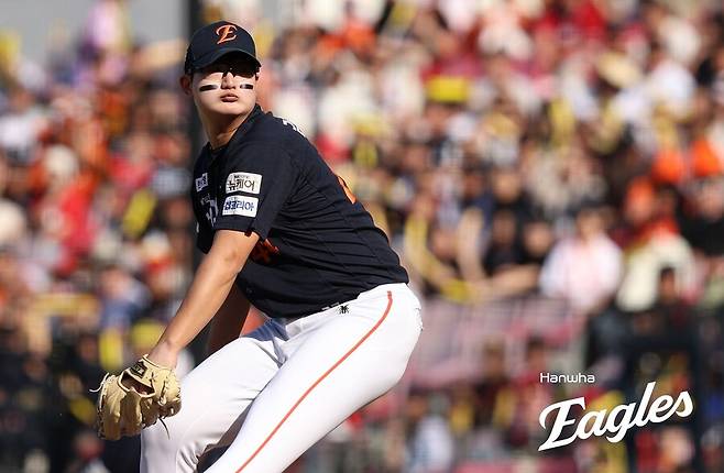 ▲ 4일 광주 KIA전에서 올 시즌 리그 최고 구속인 160.5km의 강속구를 던진 김서현 ⓒ한화이글스