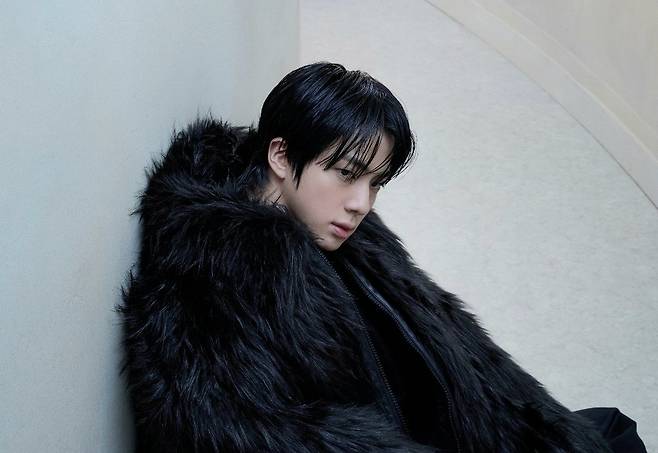 방탄소년단 진, 2025 포브스코리아 파워 셀러브리티.. BTS 멤버 유일