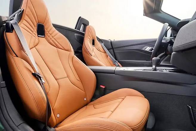 BWM Z4 퓨어 임펄스 에디션 실내