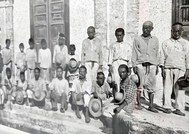 멕시코 한인이민박물관에 전시된 한인 이민 1세대 사진 [촬영 이재림 특파원]