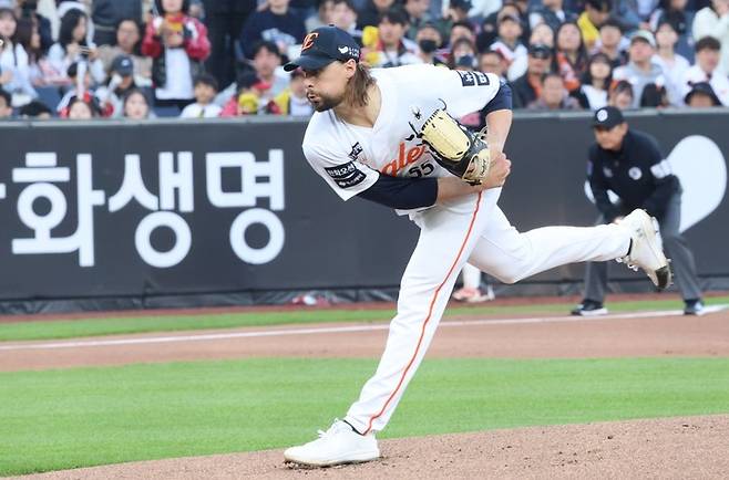 29일 LG 트윈스와 경기에 한화 이글스 선발투수로 나선 라이언 와이스