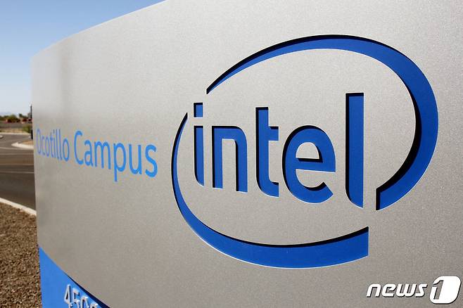 인텔의 로고. ⓒ 로이터=뉴스1 ⓒ News1 박형기 기자