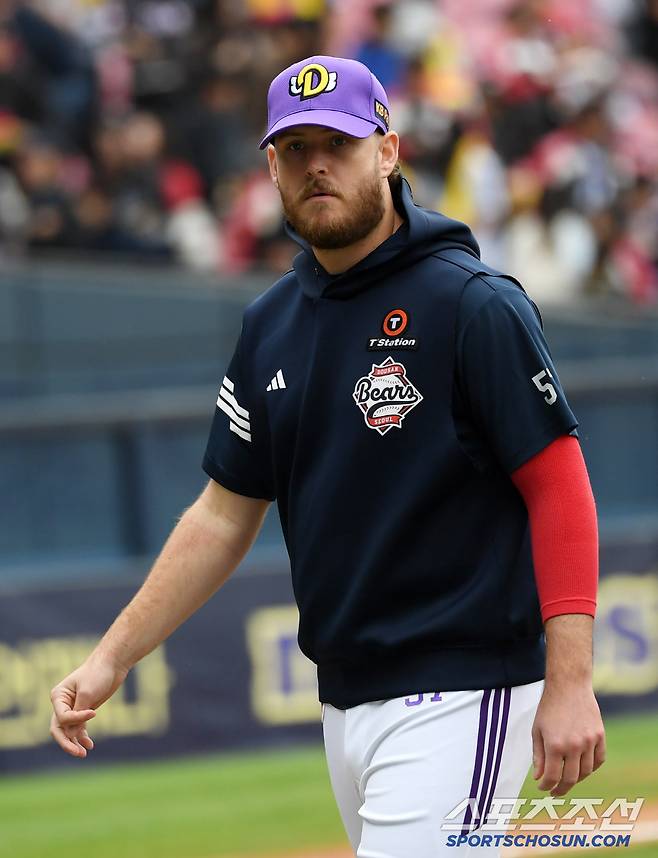 5일 잠실구장에서 열린 두산 베어스와 LG 트윈스의 경기. 승리한 두산 콜어빈이 기뻐하고 있다. 잠실=박재만 기자 pjm@sportschosun.com/2025.05.05/