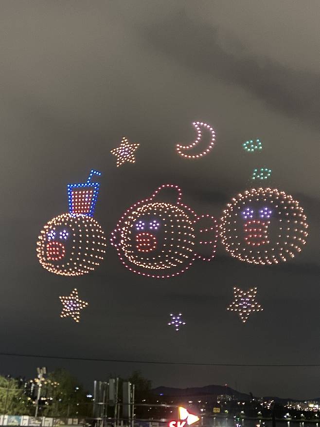 907F3D6E-CE13-45A3-A255-CD1E2A2B0325.jpeg 뚝섬 한강 드론쇼