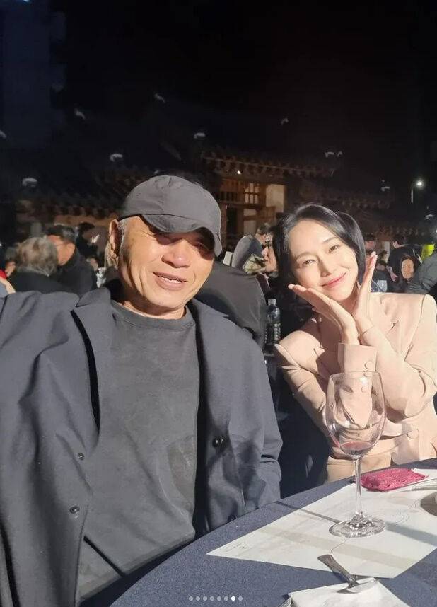 장선우 감독, 이정현. /소셜미디어