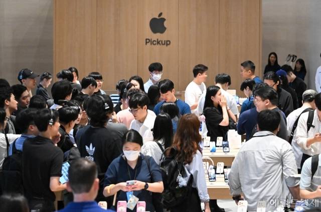 아이폰 매장 [사진, 임세준 기자]