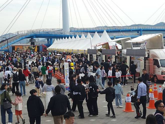 [창원=뉴시스]도공 부산경남본부, 휴게소 '간식대첩' 본선 개최.(사진=도공 부산경남본부 제공) 2025.05.05.photo@newsis.com *재판매 및 DB 금지