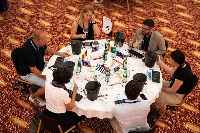 CMB 심사현장. 홈페이지