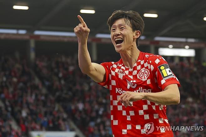 골망 흔든 뒤 기뻐하는 이재성, 그러나 이 골은 오프사이드로 취소됐다.  [EPA=연합뉴스]