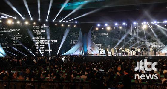 '제61회 백상예술대상 with 구찌'가 5일 오후 서울 강남구 코엑스 D홀에서 개최됐다. 박세완 엔터뉴스팀 기자 park.sewan@jtbc.co.kr