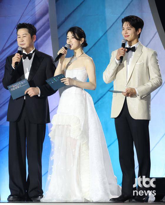 '제61회 백상예술대상 with 구찌'가 5일 오후 서울 강남구 코엑스 D홀에서 개최됐다. 박세완 엔터뉴스팀 기자 park.sewan@jtbc.co.kr