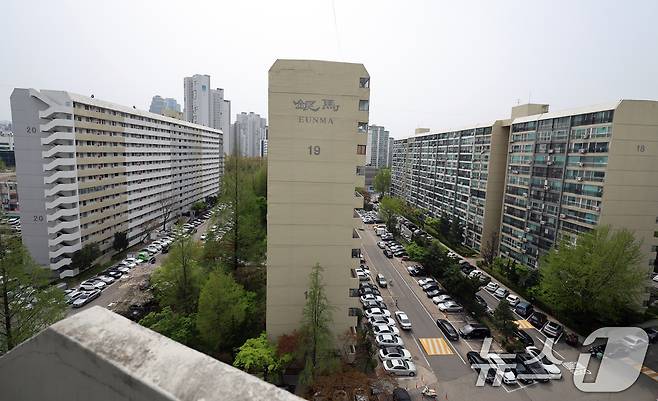 서울 강남구 은마아파트의 모습. 2025.4.17/뉴스1 ⓒ News1 황기선 기자