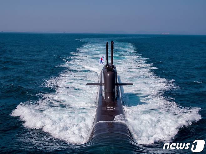우리나라 기술로 독자 설계·건조한 세 번째 3000톤급 최신예 잠수함인 '신채호함'이 4일 해군에 인도됐다. (방위사업청 제공) 2024.4.4/뉴스1