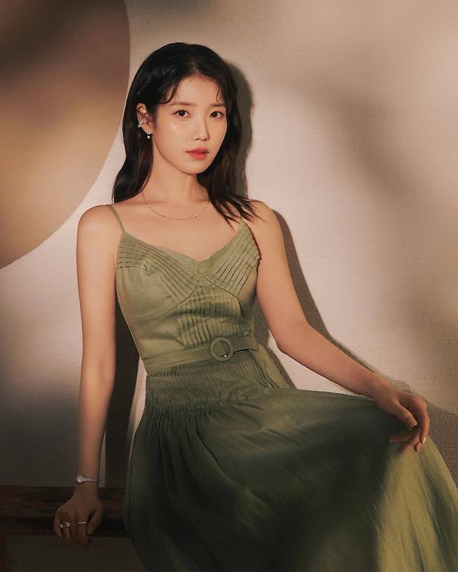 제이에스티나 아이유