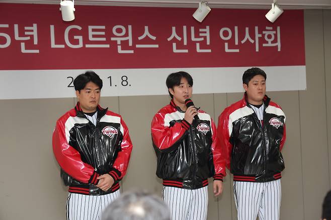 왼쪽부터 2025년 LG에 합류한 심창민, 최채흥, 김강률. LG 제공