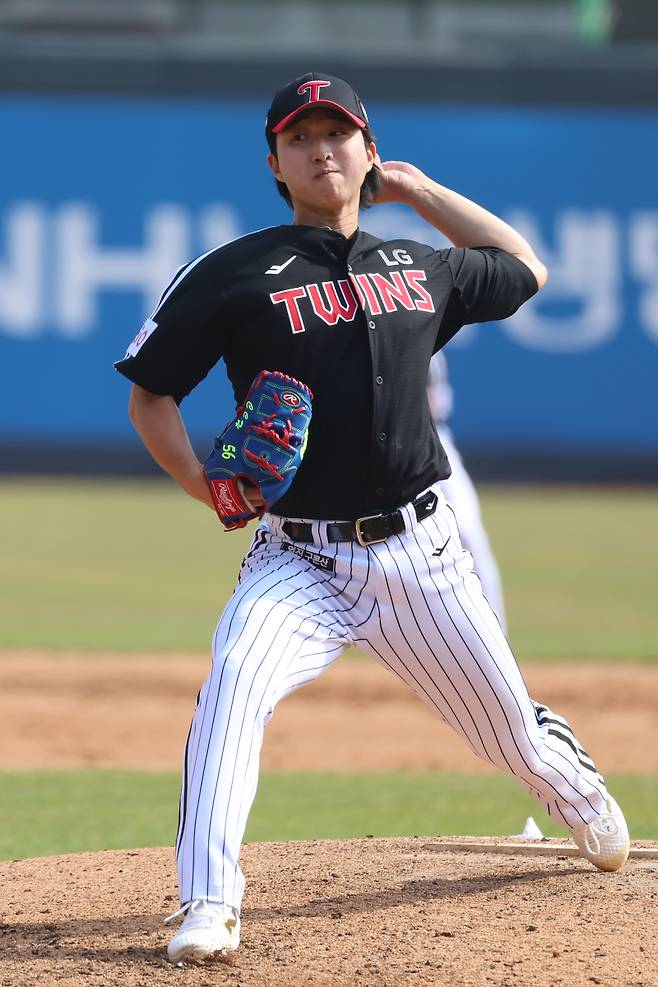 최채흥. LG 제공