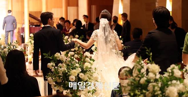 서울 강남구의 한 예식장에서 결혼식이 열리고 있다. [매경DB]
