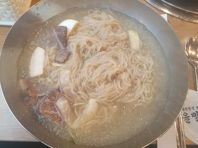 을밀대 ‘평양냉면’. 이효석 기자