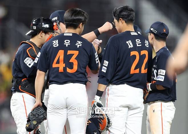 ▲ 한화 돌풍이 계속되고 있다. 7연승으로 LG를 따라잡고 공동 선두에 올랐다. ⓒ곽혜미 기자