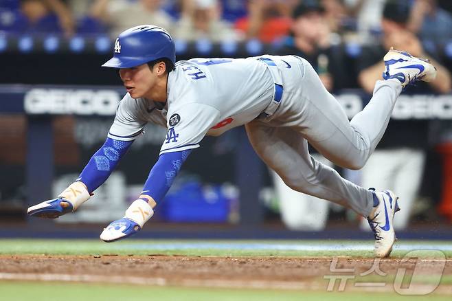 LA 다저스 김혜성은 2득점을 기록했는데, 모두 오타니 쇼헤이의 장타 때 홈을 밟았다. ⓒ AFP=뉴스1