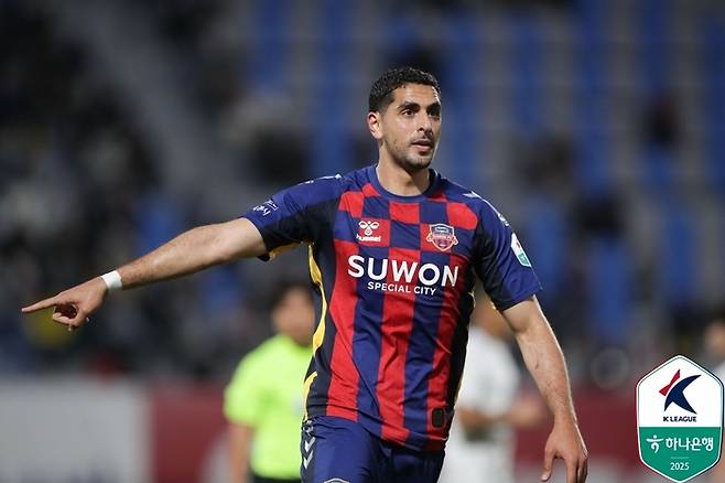 수원FC 스트라이커 싸박. 제공 | 한국프로축구연맹