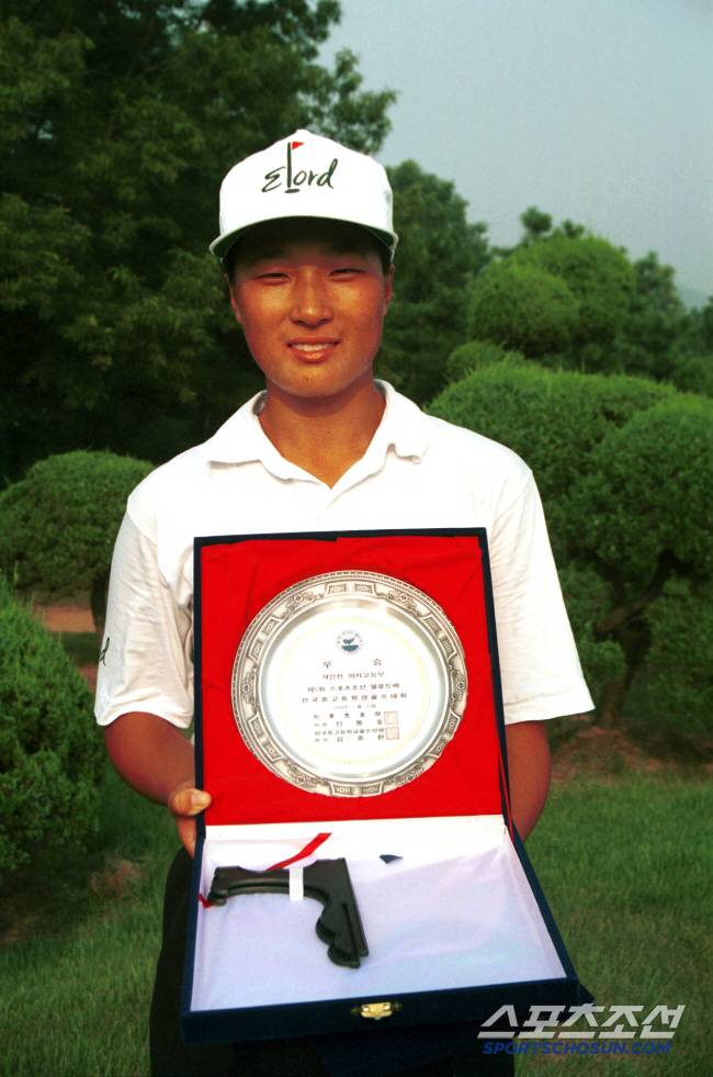 1994.07.22 

제5회 스포츠조선배 중-고학생골프대회 

여고부 우승자 박세리. 스포츠조선DB