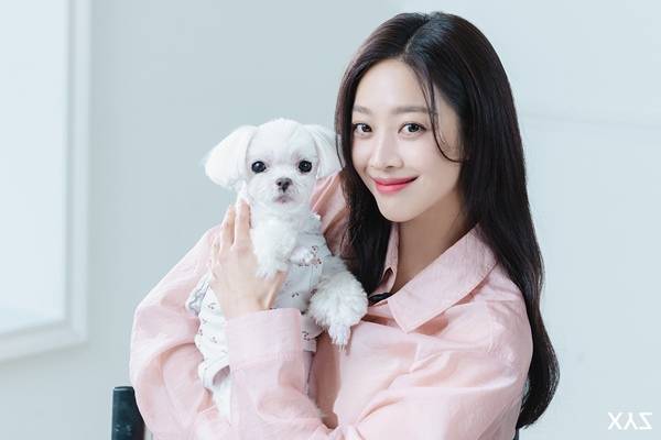 ⓒ엑스와이지 스튜디오