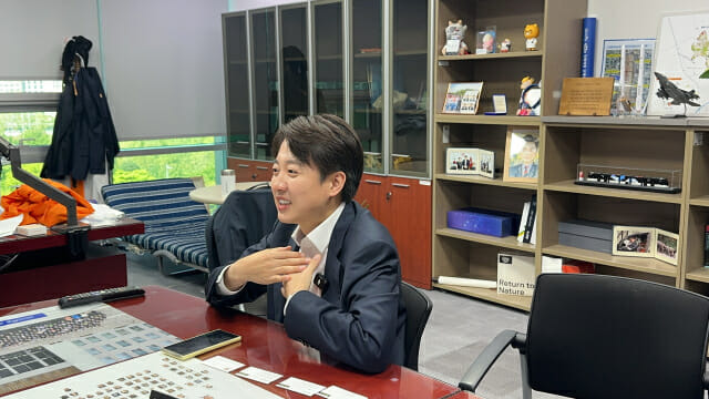 이준석 개혁신당 대선후보가 지난 7일 지디넷코리아와 만나 인터뷰를 하고 있는 모습 (사진=지디넷코리아 DB)