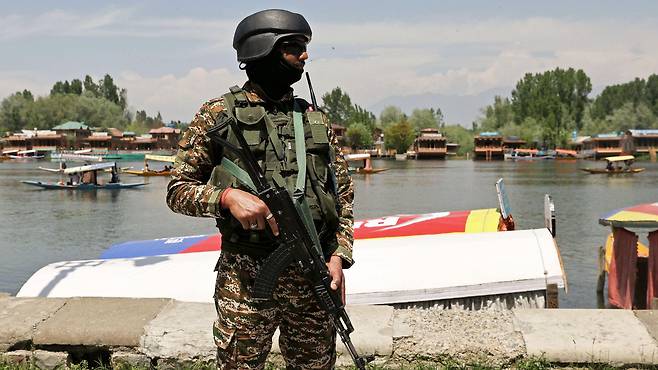 지난달 22일 카슈미르에서 발생한 공격으로 인도와 파키스탄 간 긴장이 고조되고 있다