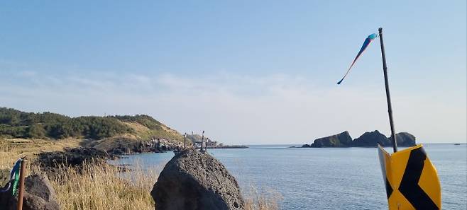 '누운섬' 주변으로 보이는 세테시아1. 이채린 기자