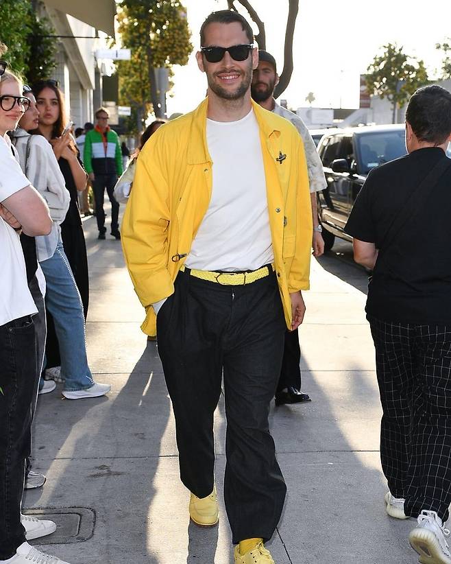 @simon_porte_jacquemus