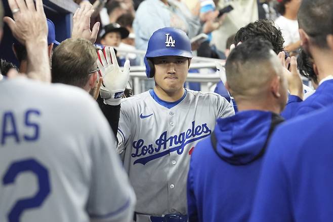 <yonhap photo-2781="">올 시즌에도 맹활약을 이어가고 있는 오타니 쇼헤이. [AP=연합뉴스]</yonhap>