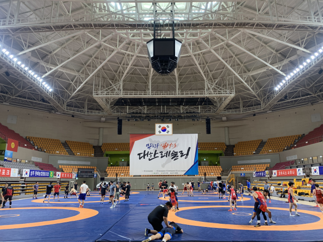 2024년 레슬링 개도국 초청 합동 훈련 장면. /대한레슬링협회 제공