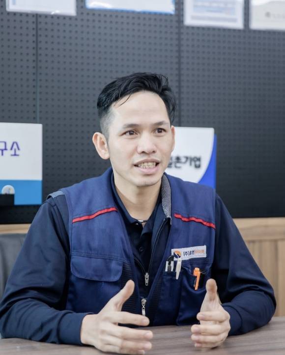 베트남 국적의 팜 티엔 헨