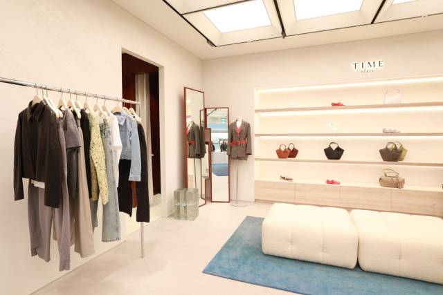 서울 영등포구 더현대 서울에 위치한 '타임 파리' 매장 전경. 사진제공=한섬