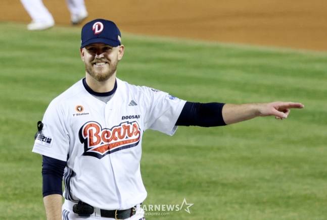 두산 베어스 외국인 투수 콜어빈. /사진=김진경 대기자