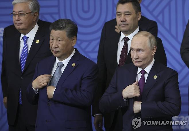 블라디미르 푸틴 러시아 대통령와 시진핑 중국 국가주석 [로이터 연합뉴스 자료사진. 재판매 및 DB 금지]