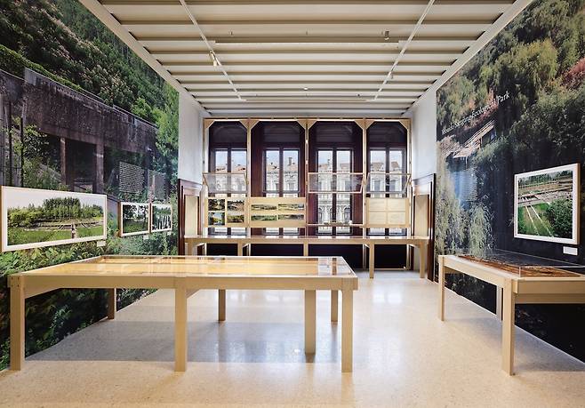 이탈리아 베니스에서 열리는 국립현대미술관 전시 현장 / 사진=국립현대미술관