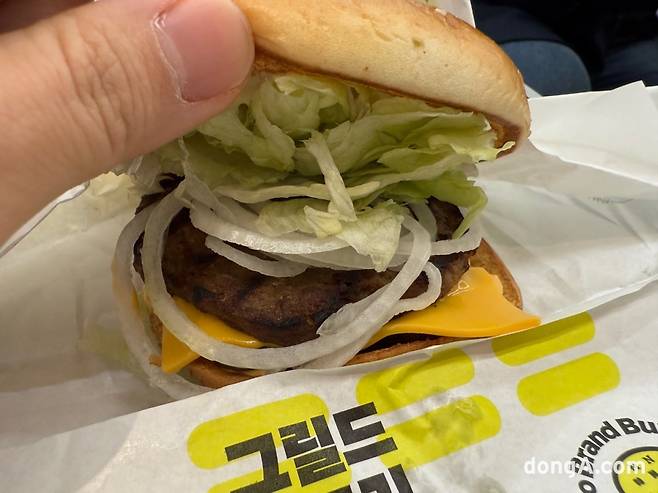 NBB어메이징 더블 버거.